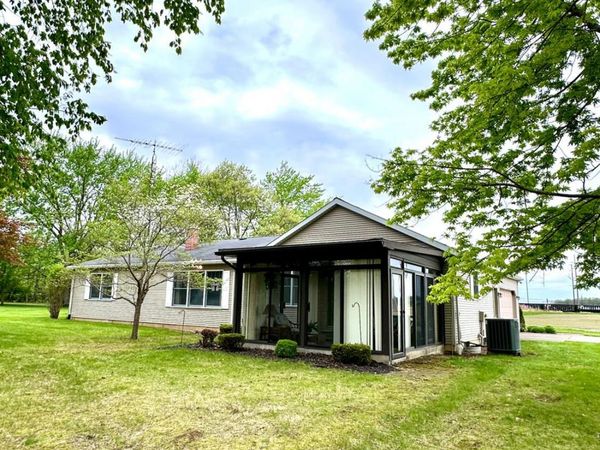 2931 Fangboner Road, Fremont, OH 43420