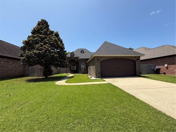 3246 Essex Place Drive, Mobile, AL 36695