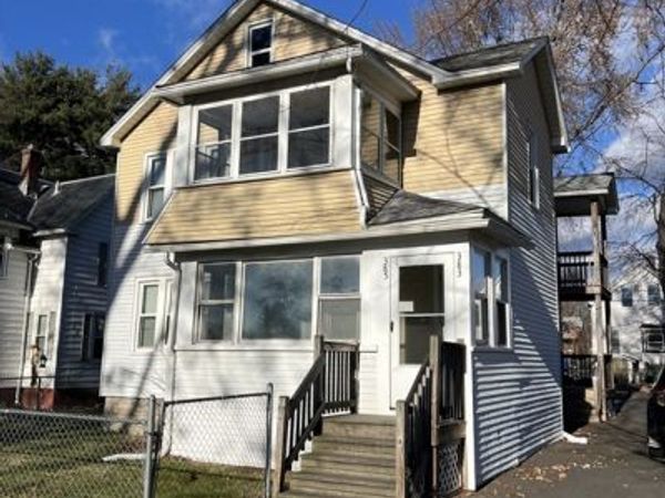 383 Newbury Street, Unit 2nd, Springfield, MA 01104