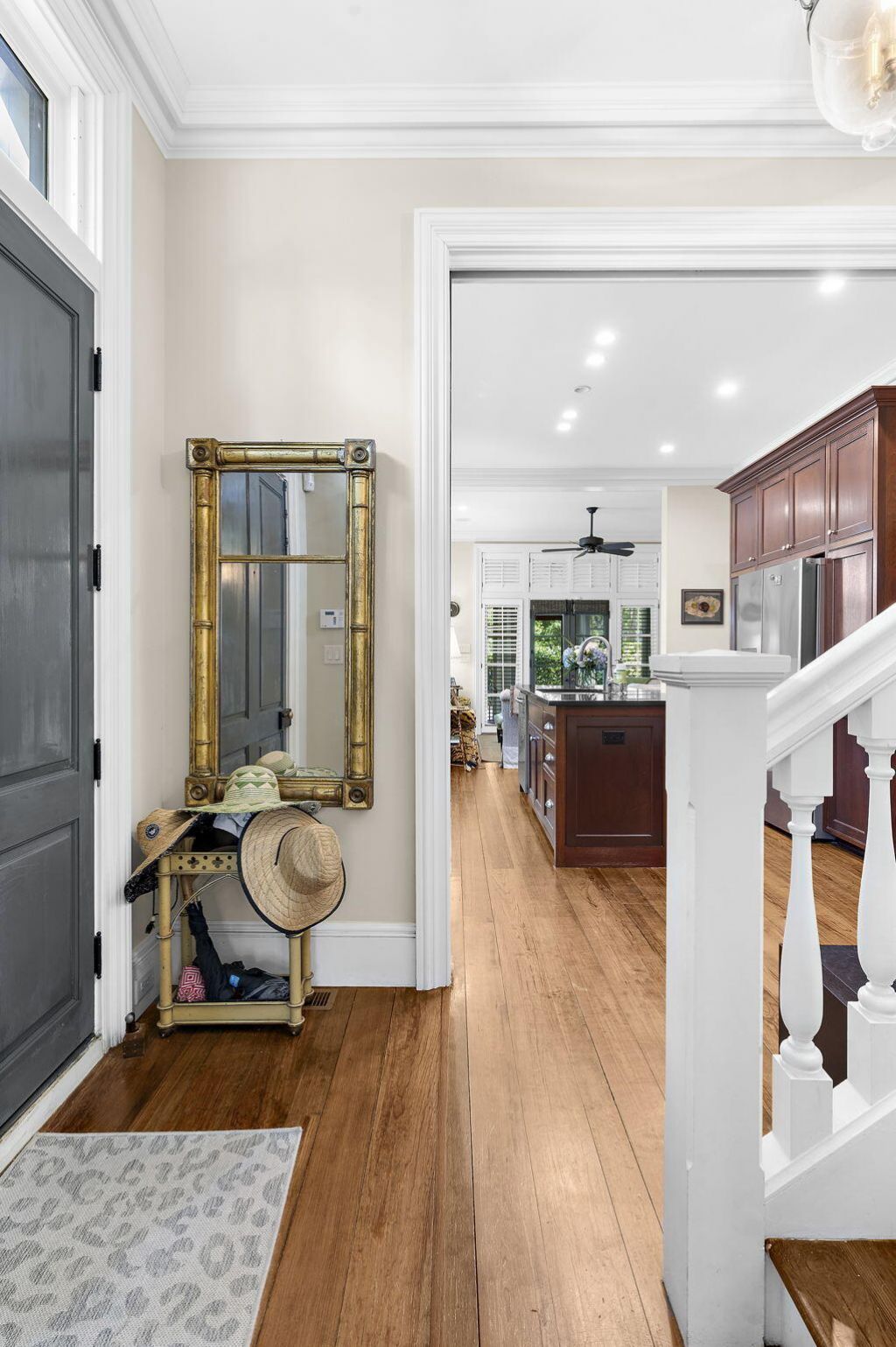 127 Ionsborough Street Photo 10