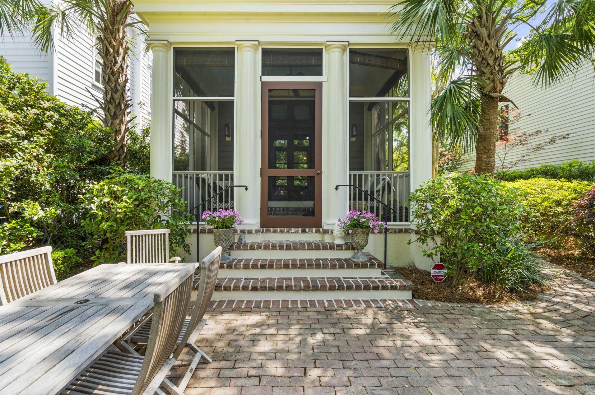 127 Ionsborough Street Photo 43