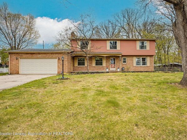 501 Carlisle Street, Eaton Rapids, MI 48827