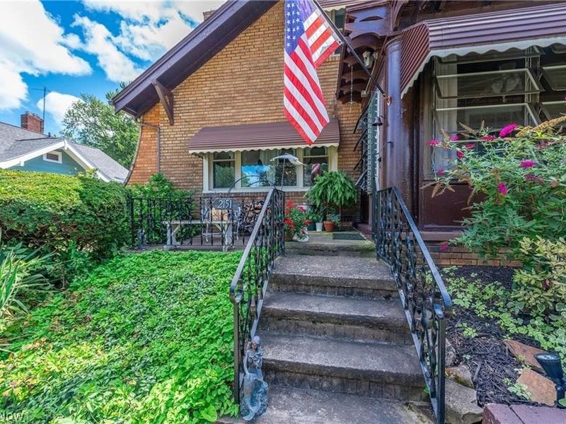 2151 Overbrook Avenue, Lakewood, OH 44107 Photo 3