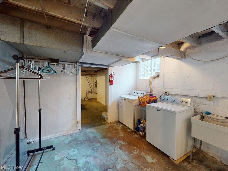 2151 Overbrook Avenue, Lakewood, OH 44107 Photo 39