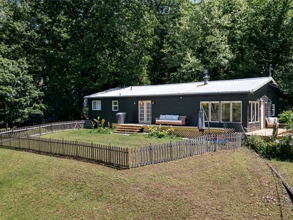 18952 Shoreline Way , Fayetteville, AR 72703