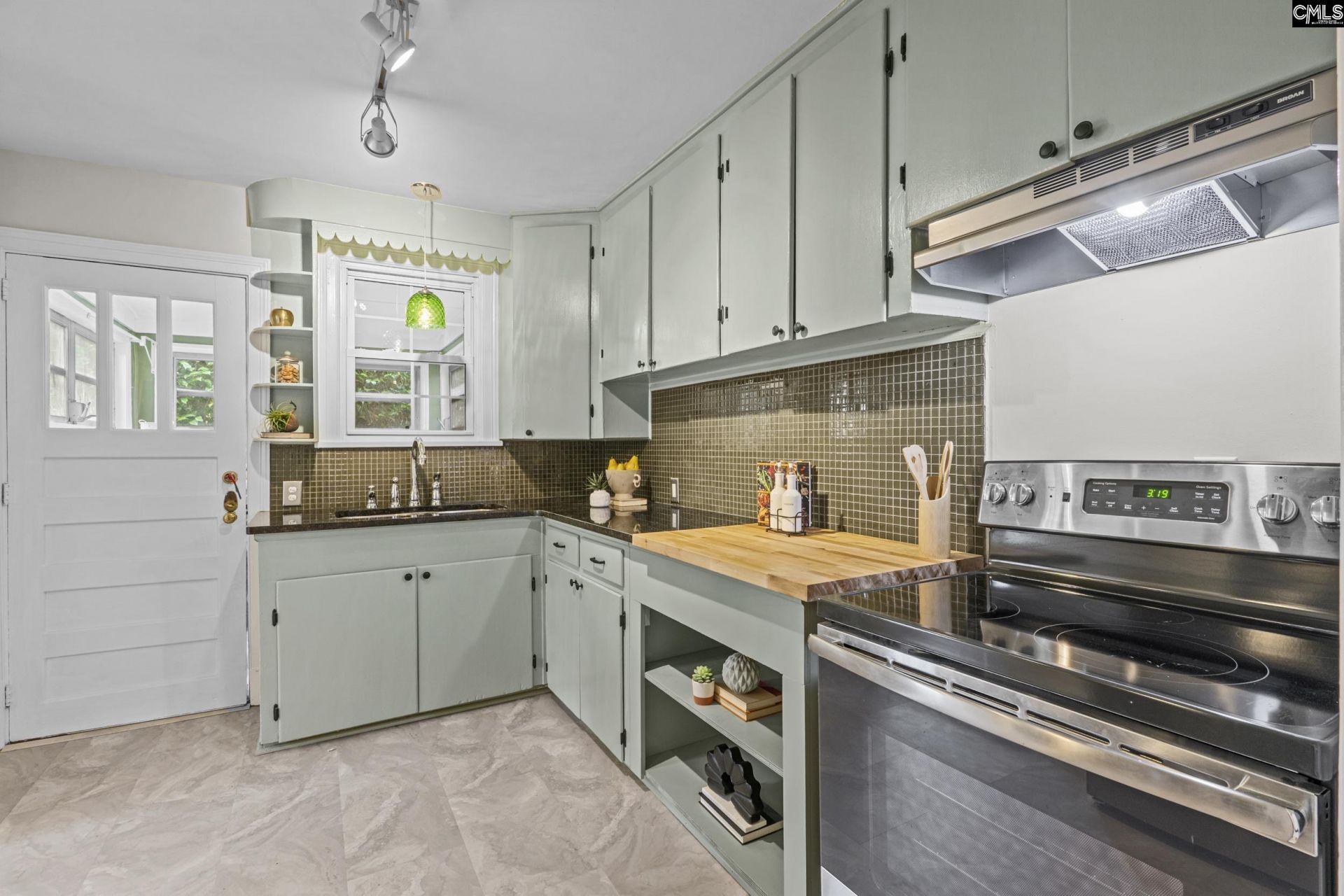 1452 C Avenue  Photo 10