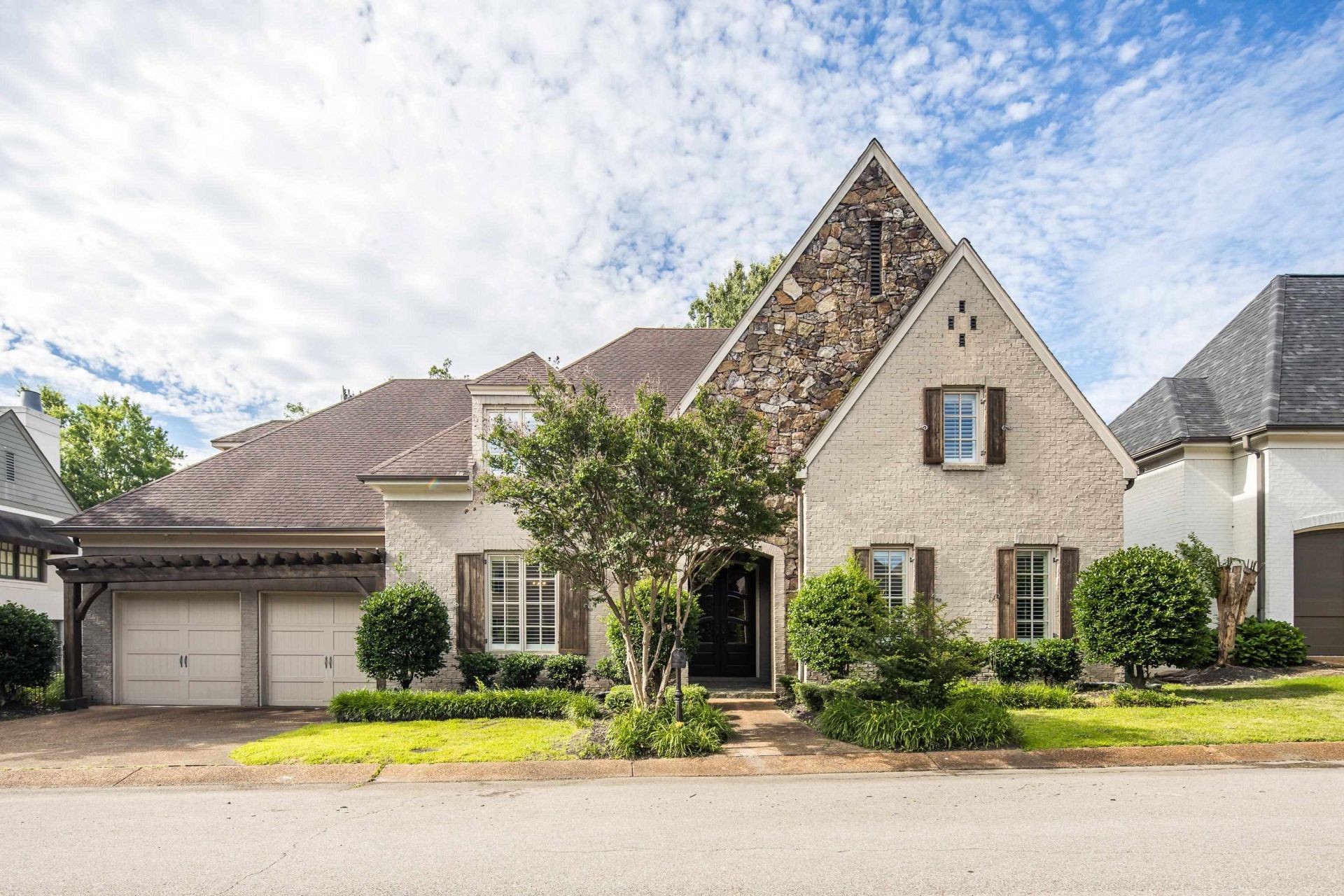6597 HERONSWOOD CV Memphis, TN 38119