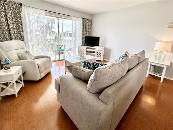 1429 Tropic TER , NORTH FORT MYERS, FL 33903