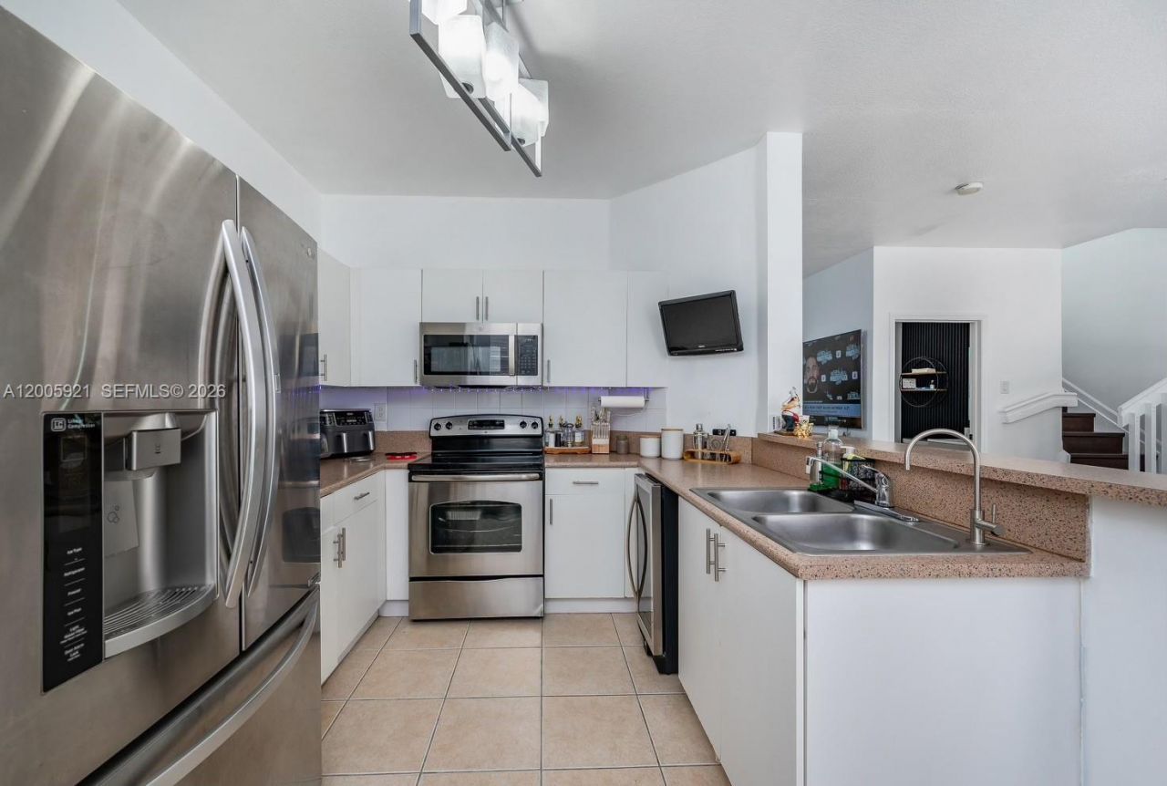 10958 SW 247th Ter, Homestead, FL 33032 Photo