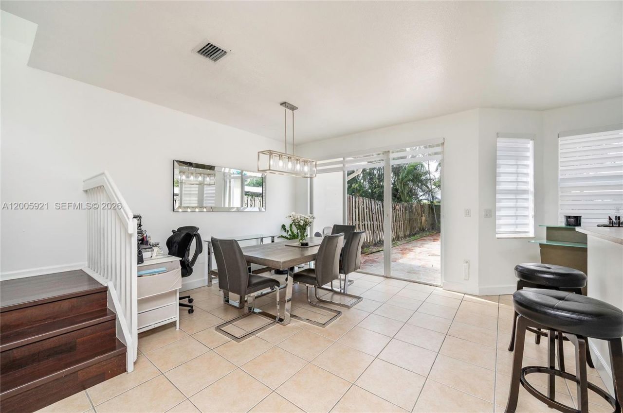 10958 SW 247th Ter, Homestead, FL 33032 Photo