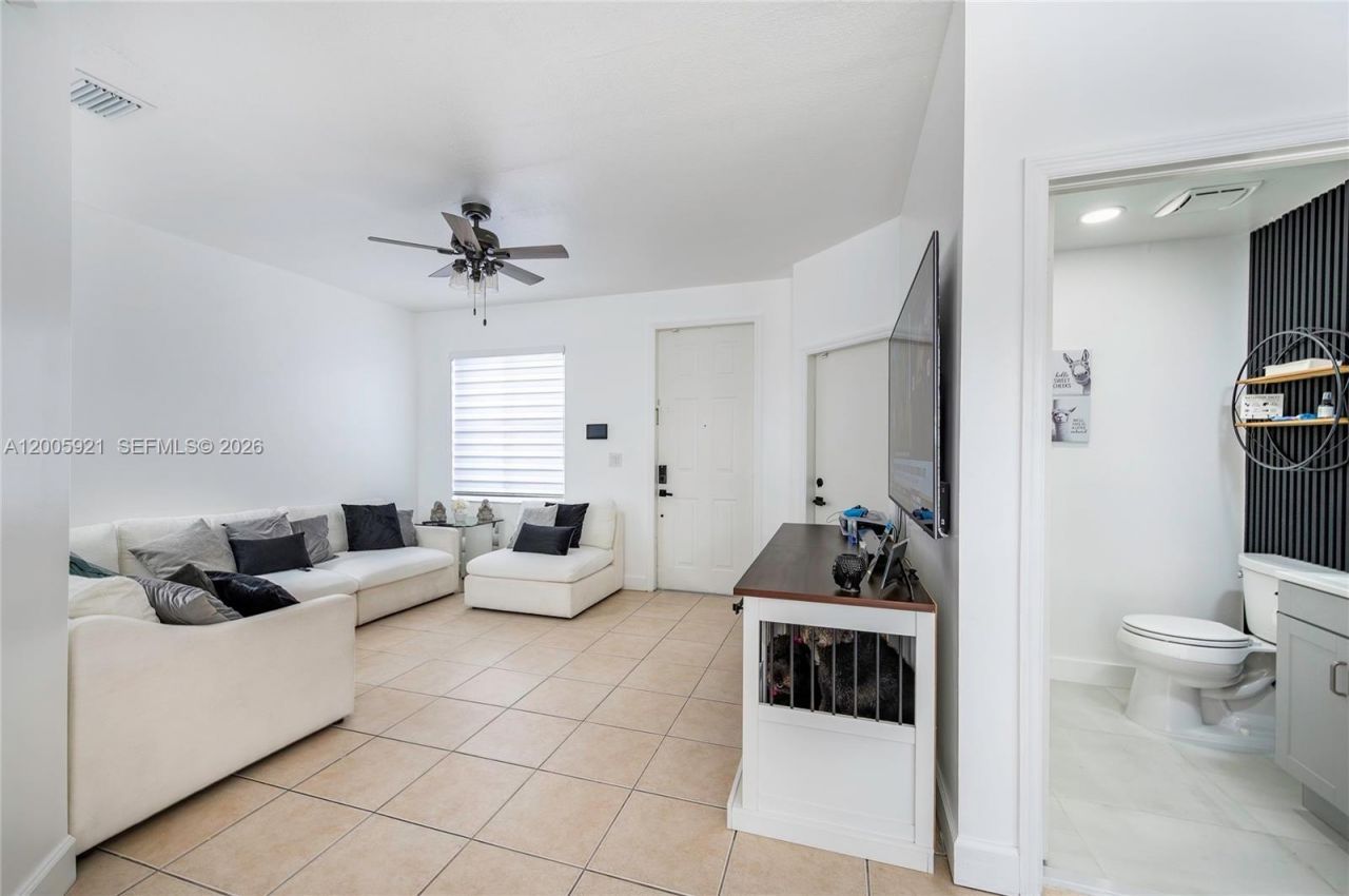 10958 SW 247th Ter, Homestead, FL 33032 Photo