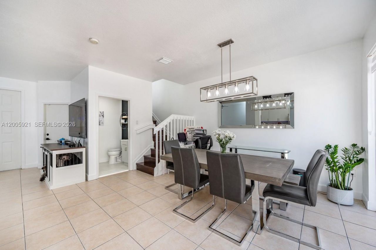 10958 SW 247th Ter, Homestead, FL 33032 Photo