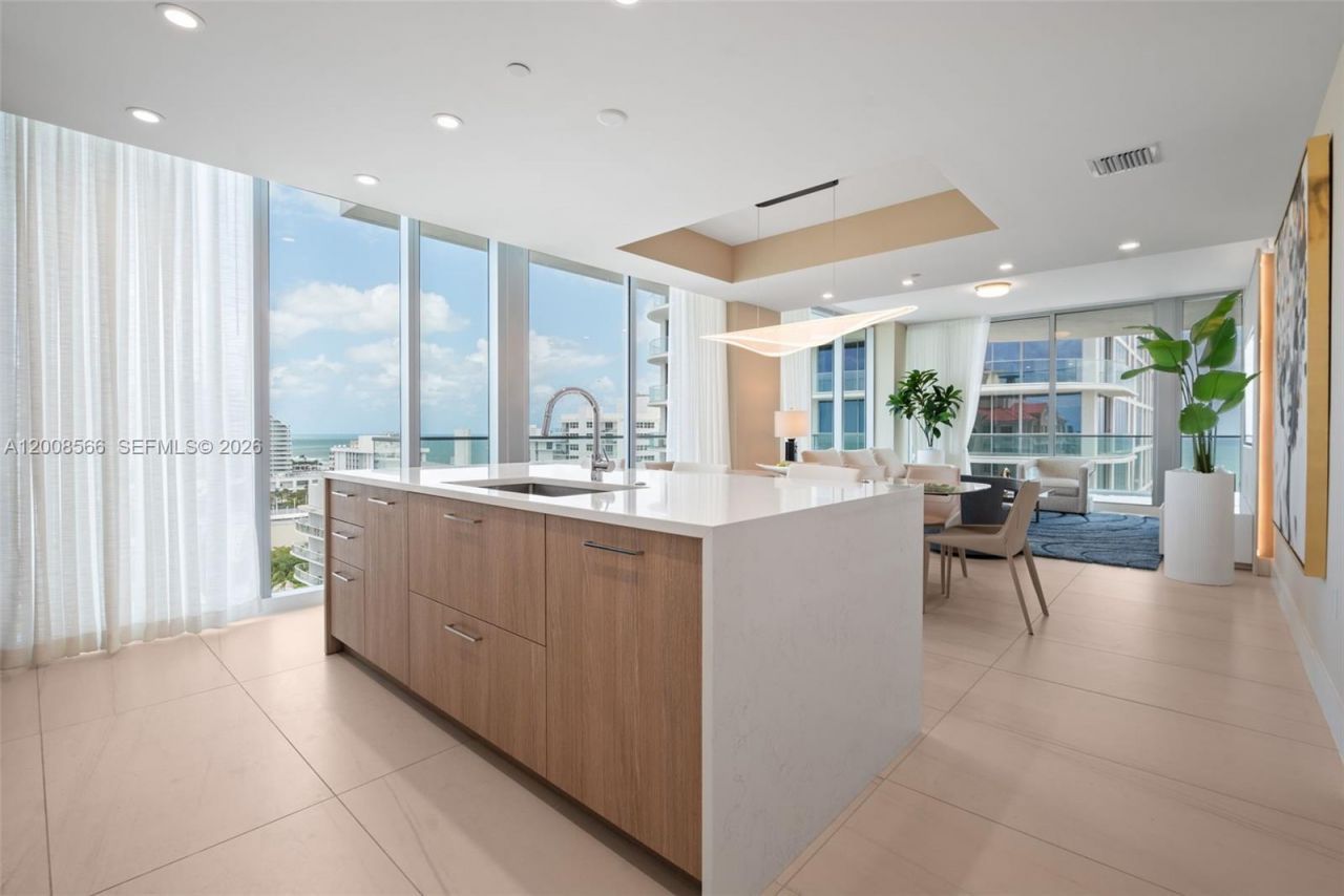 153 N Seabreeze Blvd, Unit 1205, Fort Lauderdale, FL 33304 Photo