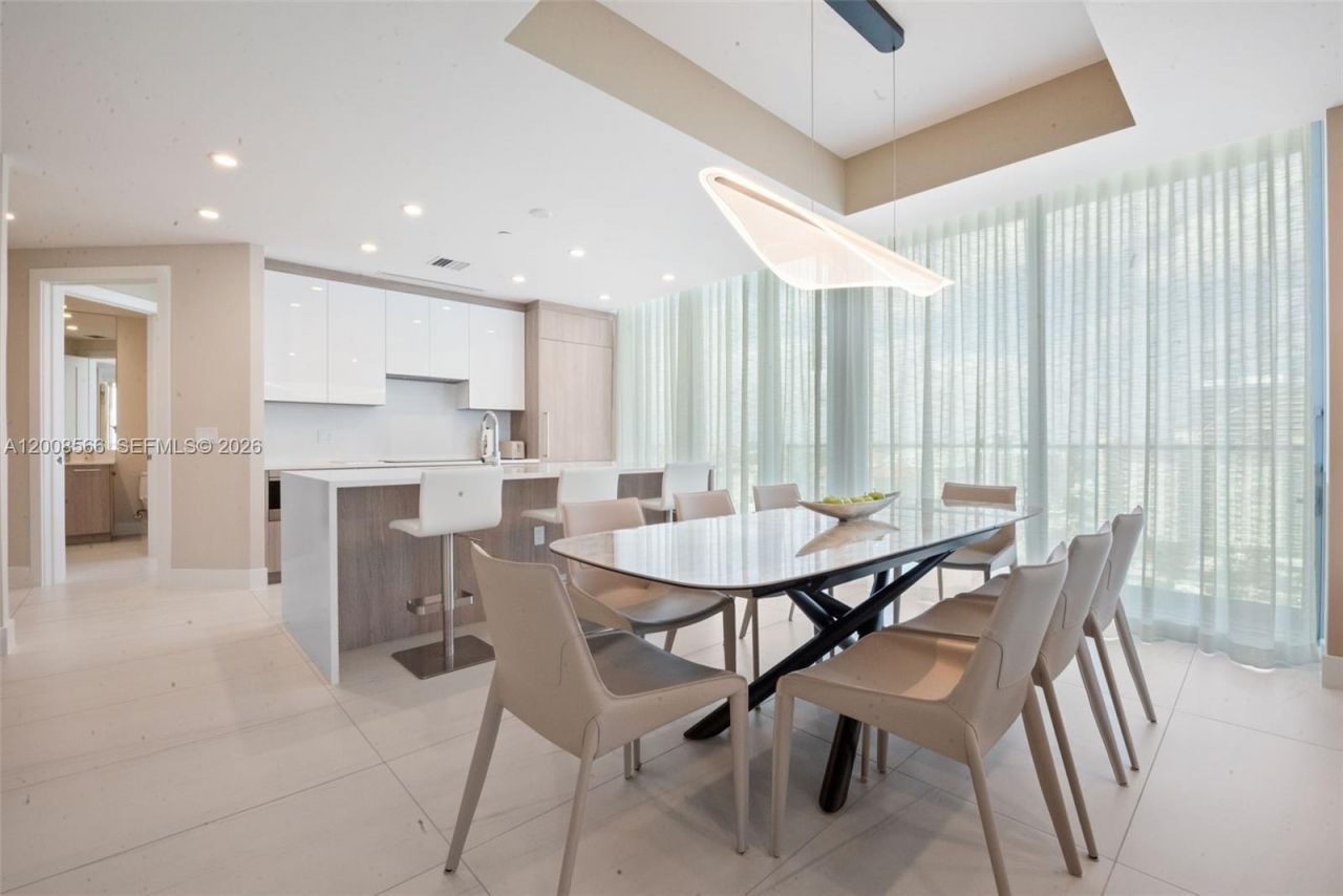 153 N Seabreeze Blvd, Unit 1205, Fort Lauderdale, FL 33304 Photo