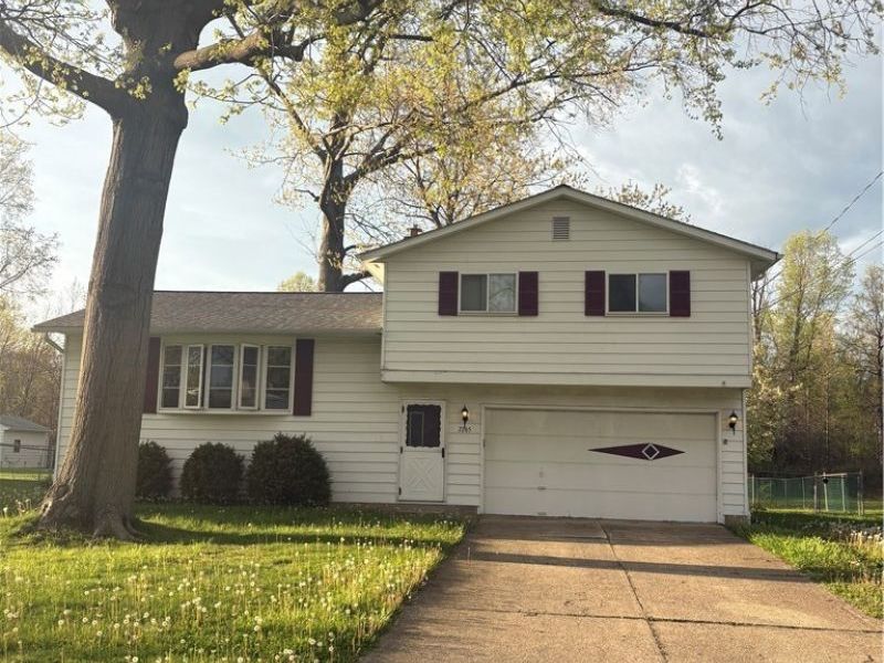 7265 Farnham Drive, Mentor, OH 44060 Photo 1