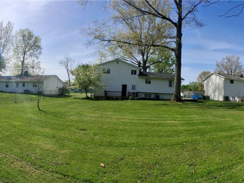 7265 Farnham Drive, Mentor, OH 44060 Photo 3