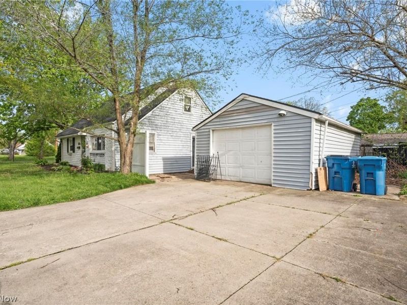 921 Euclid Avenue, Lorain, OH 44052 Photo 2