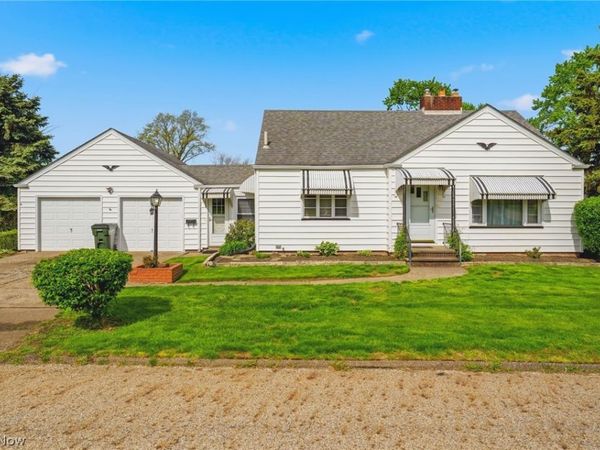 2953 Gibbs Avenue NE, Canton, OH 44714