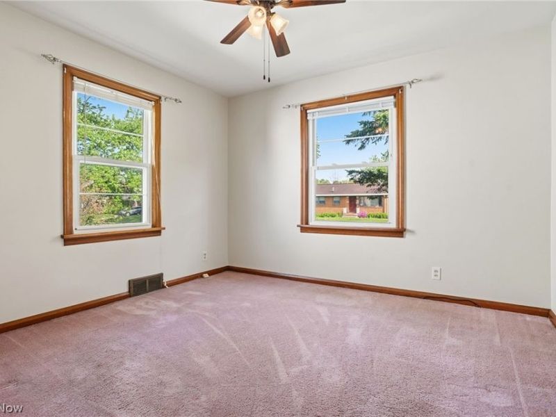 2953 Gibbs Avenue NE, Canton, OH 44714 Photo 11