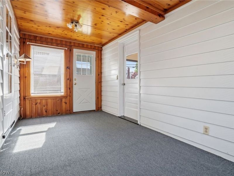 2953 Gibbs Avenue NE, Canton, OH 44714 Photo 12