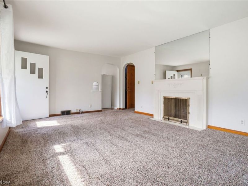 2953 Gibbs Avenue NE, Canton, OH 44714 Photo 4