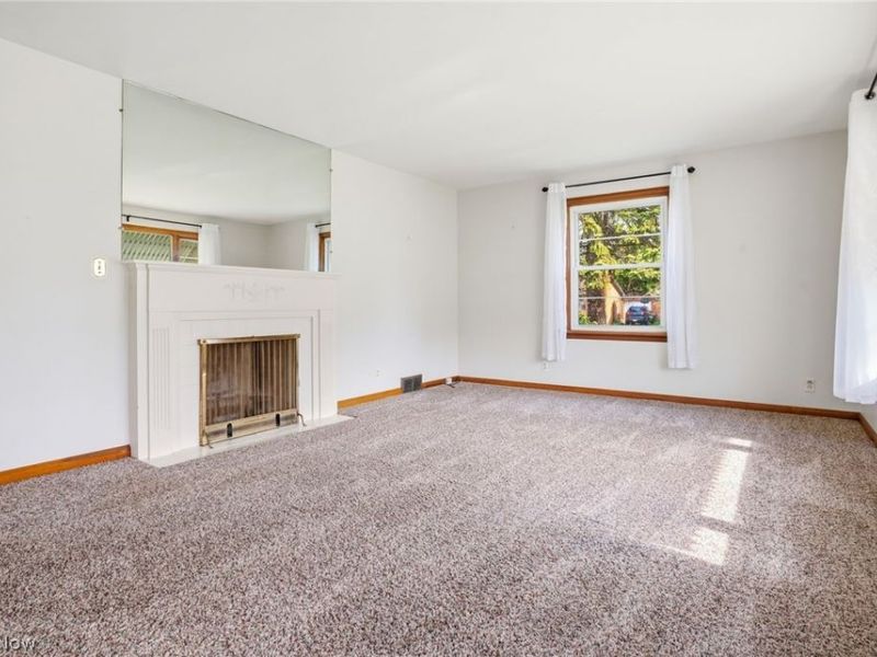 2953 Gibbs Avenue NE, Canton, OH 44714 Photo 5