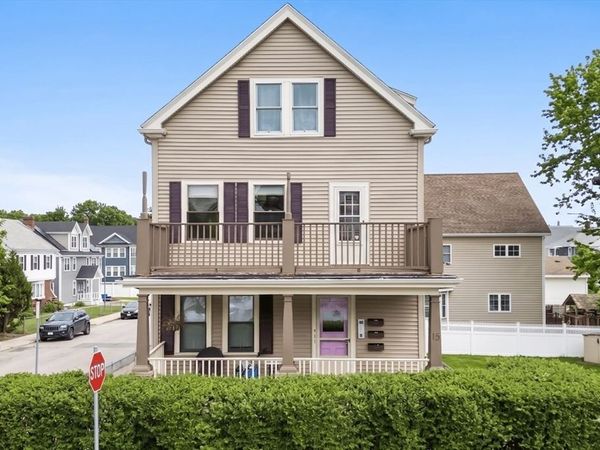 15 Hillock St., Unit 2., Boston, MA 02131