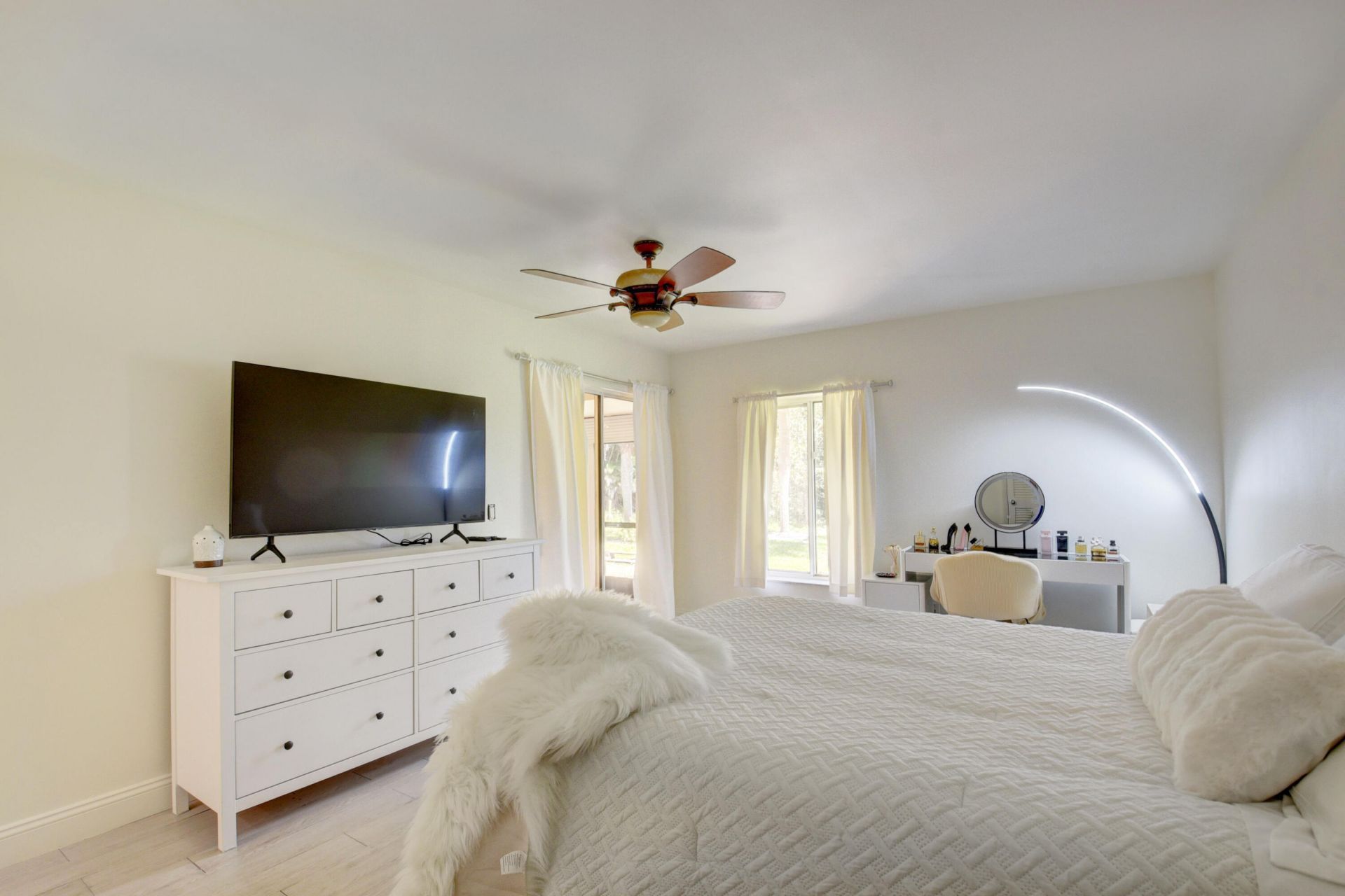 4666 S Fountains Drive S, Unit 124, Lake Worth, FL 33467 Photo