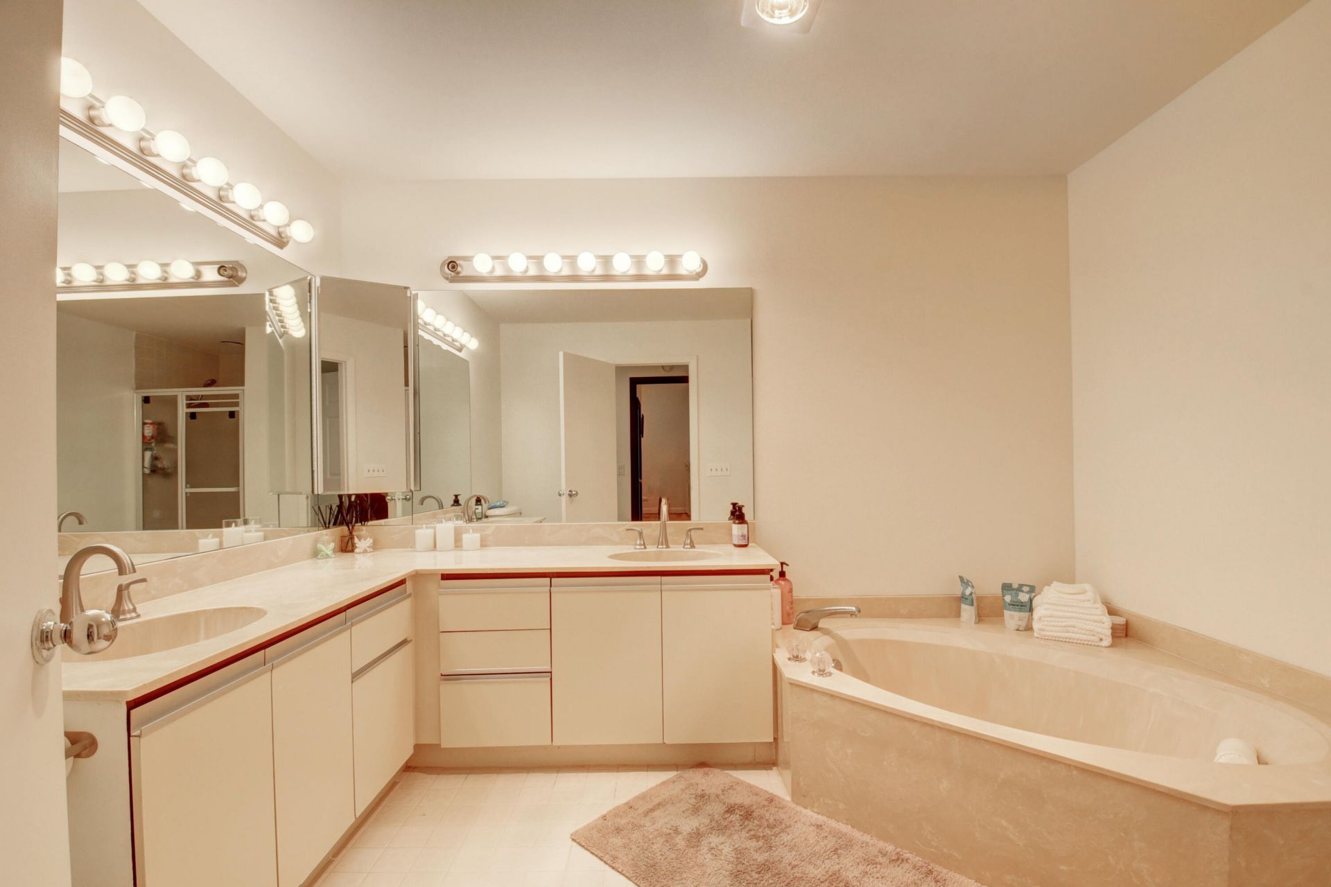 4666 S Fountains Drive S, Unit 124, Lake Worth, FL 33467 Photo