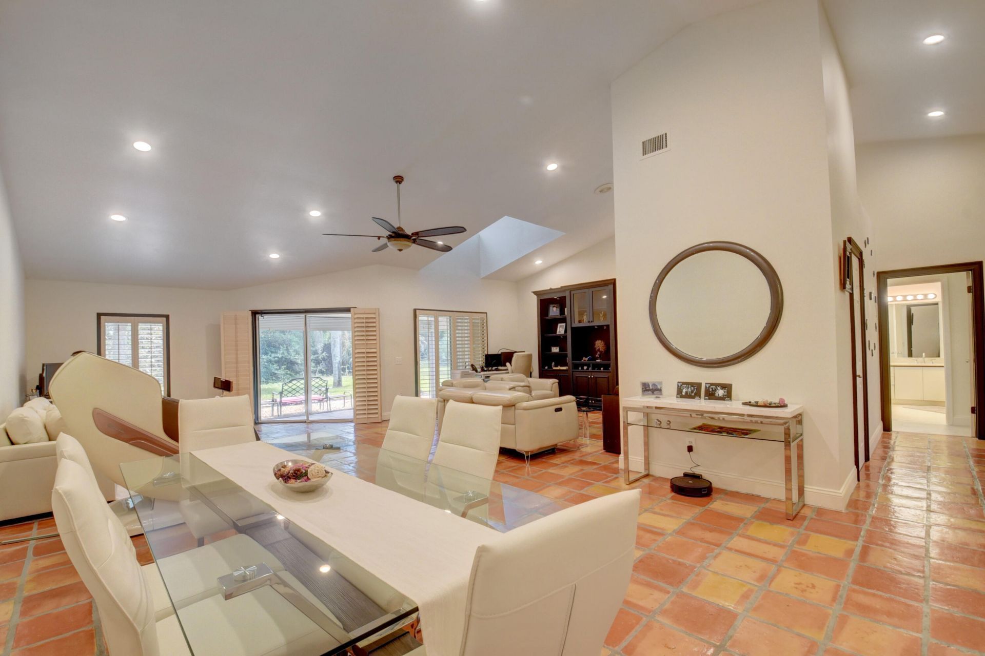 4666 S Fountains Drive S, Unit 124, Lake Worth, FL 33467 Photo