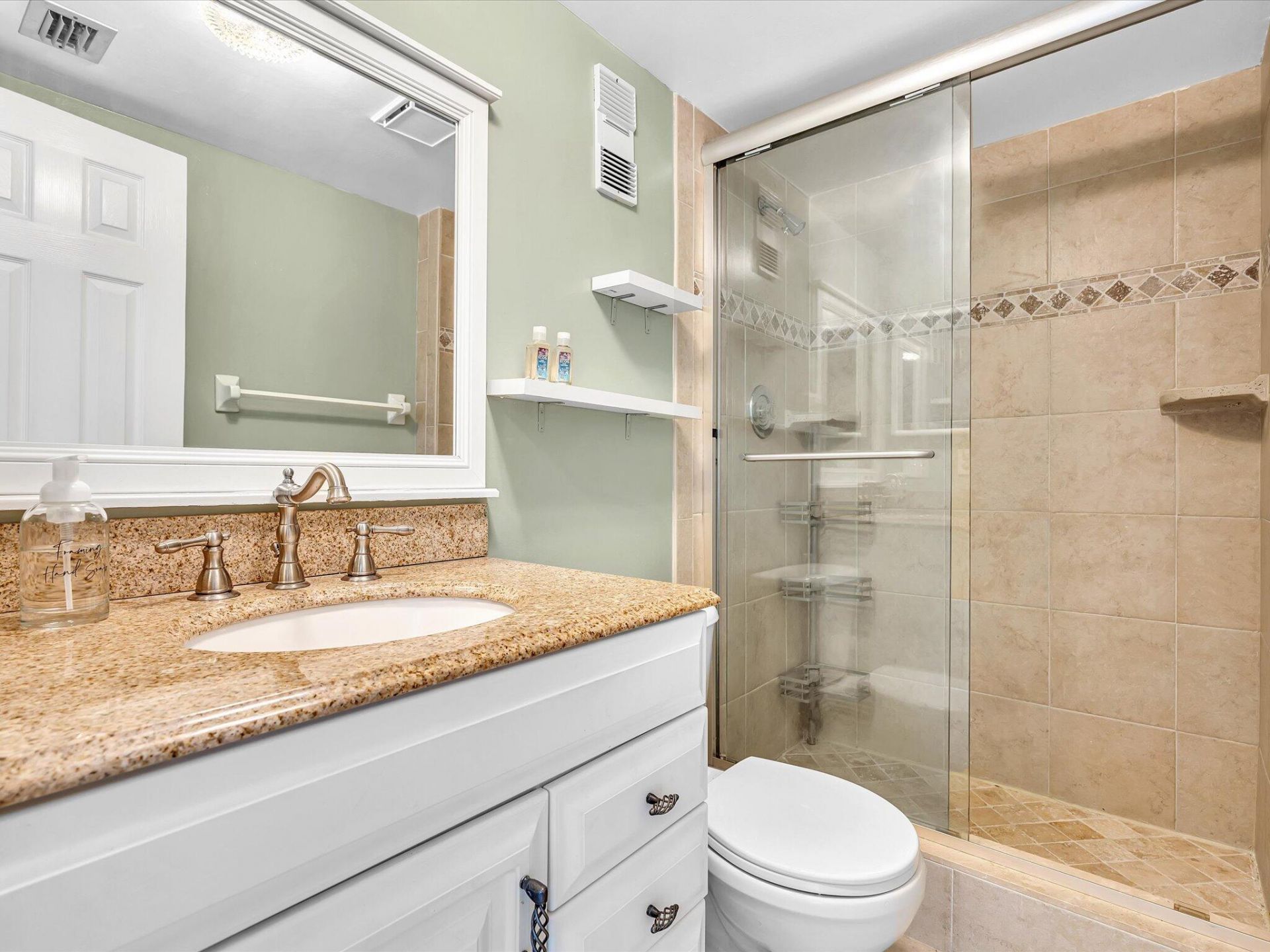 9470 Poinciana Place, Unit 303, Davie, FL 33324 Photo