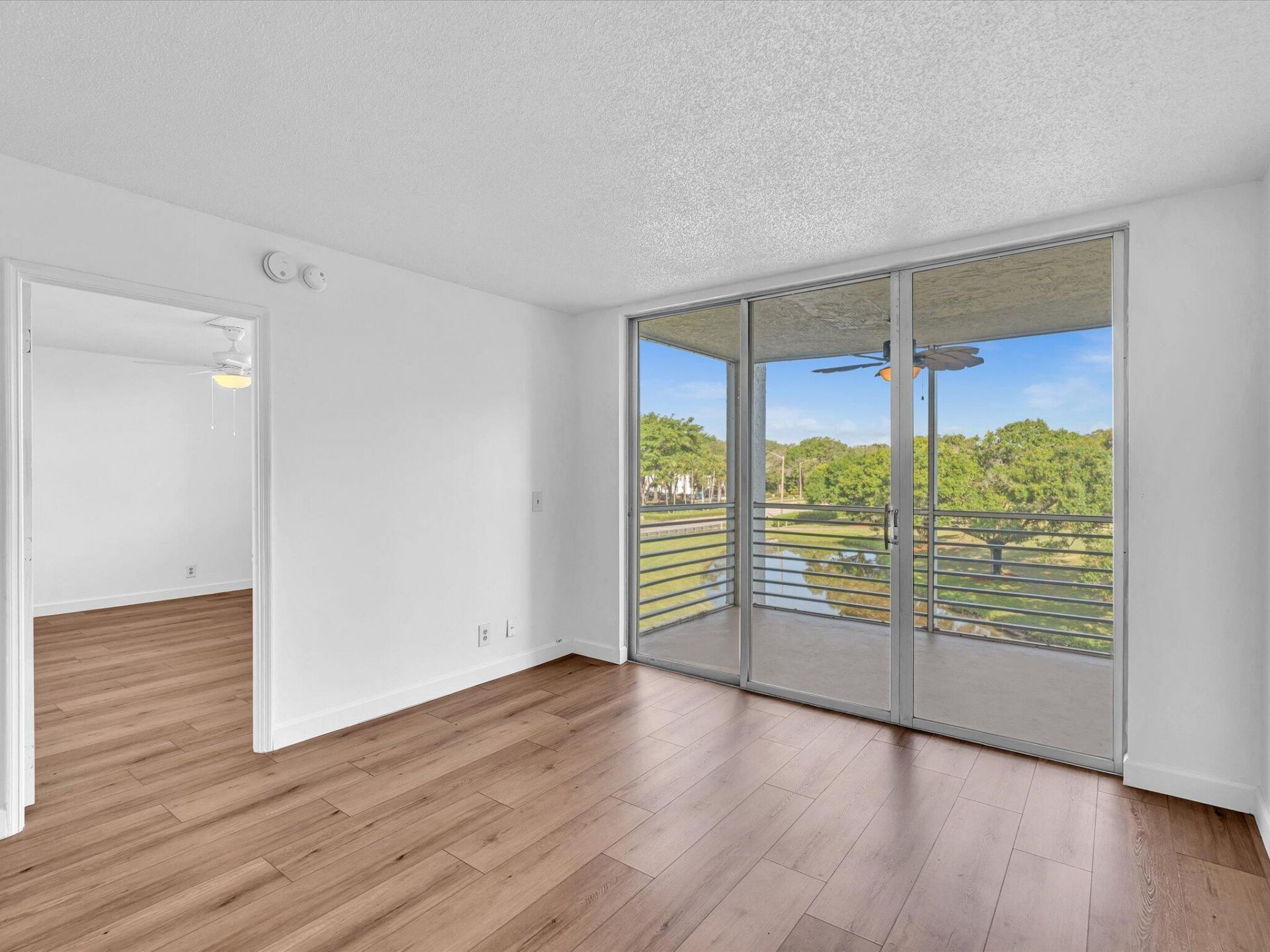 9470 Poinciana Place, Unit 303, Davie, FL 33324 Photo