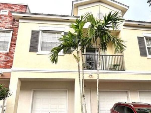 10520 SW Stephanie Way, Unit 2202, Port St. Lucie, FL 34987