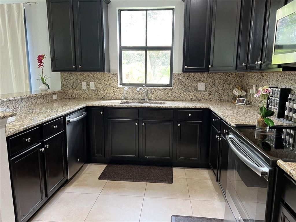 9628 Town Parc Circle S, Parkland, FL 33076 Photo
