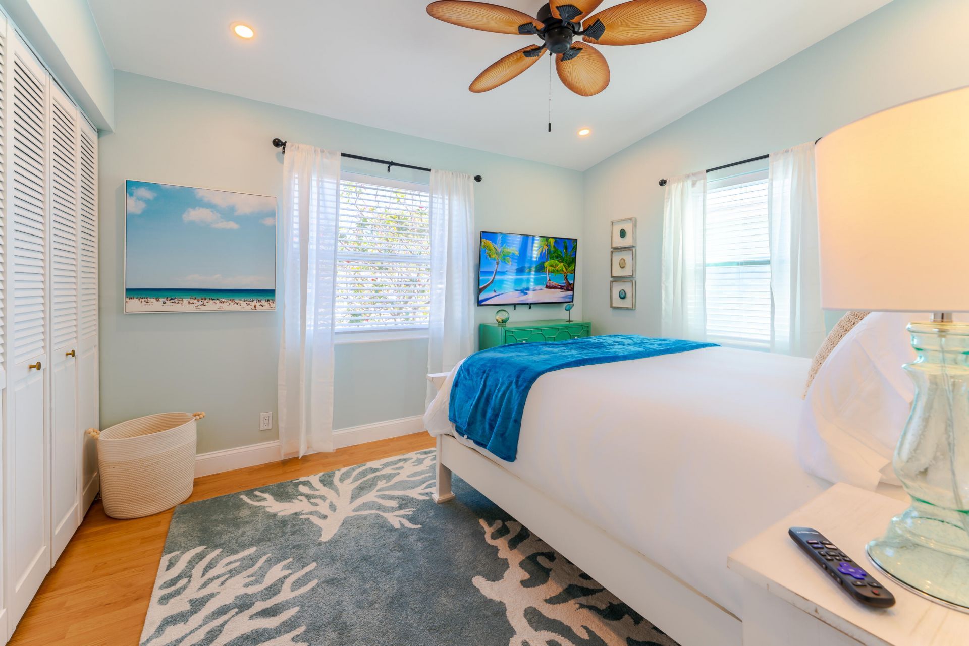 323 Pinewood Street, Lantana, FL 33462 Photo