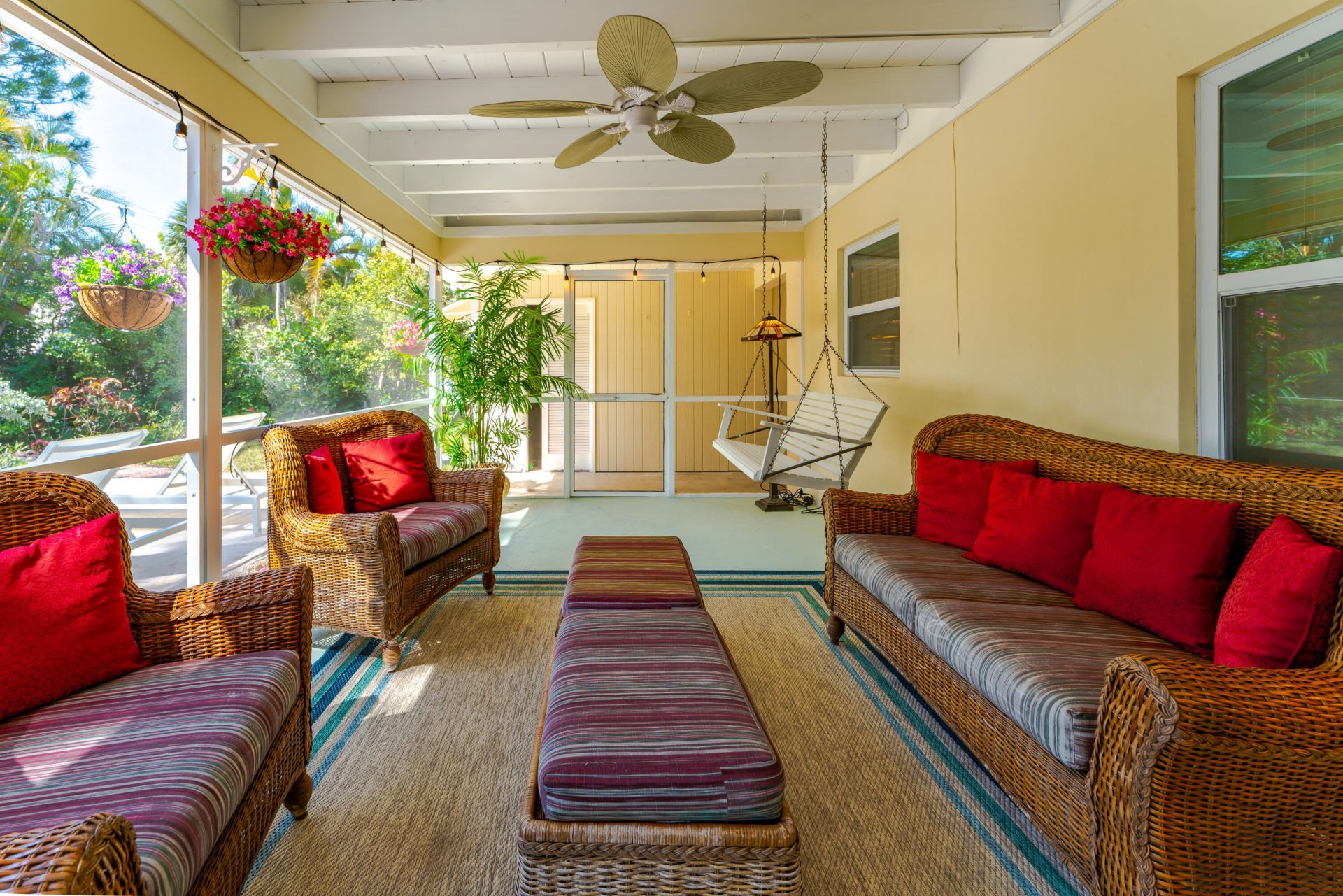 323 Pinewood Street, Lantana, FL 33462 Photo