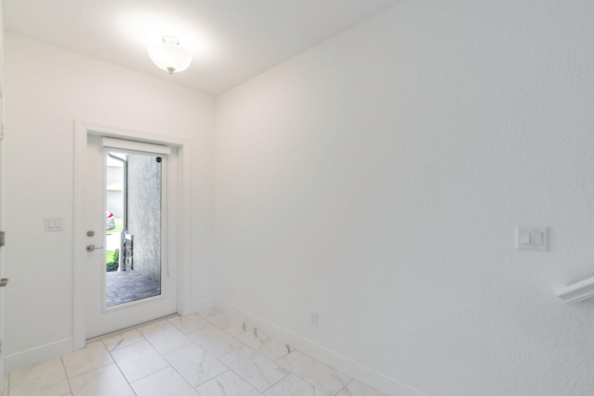 696 NE Waters Edge Lane, Port Saint Lucie, FL 34983 Photo