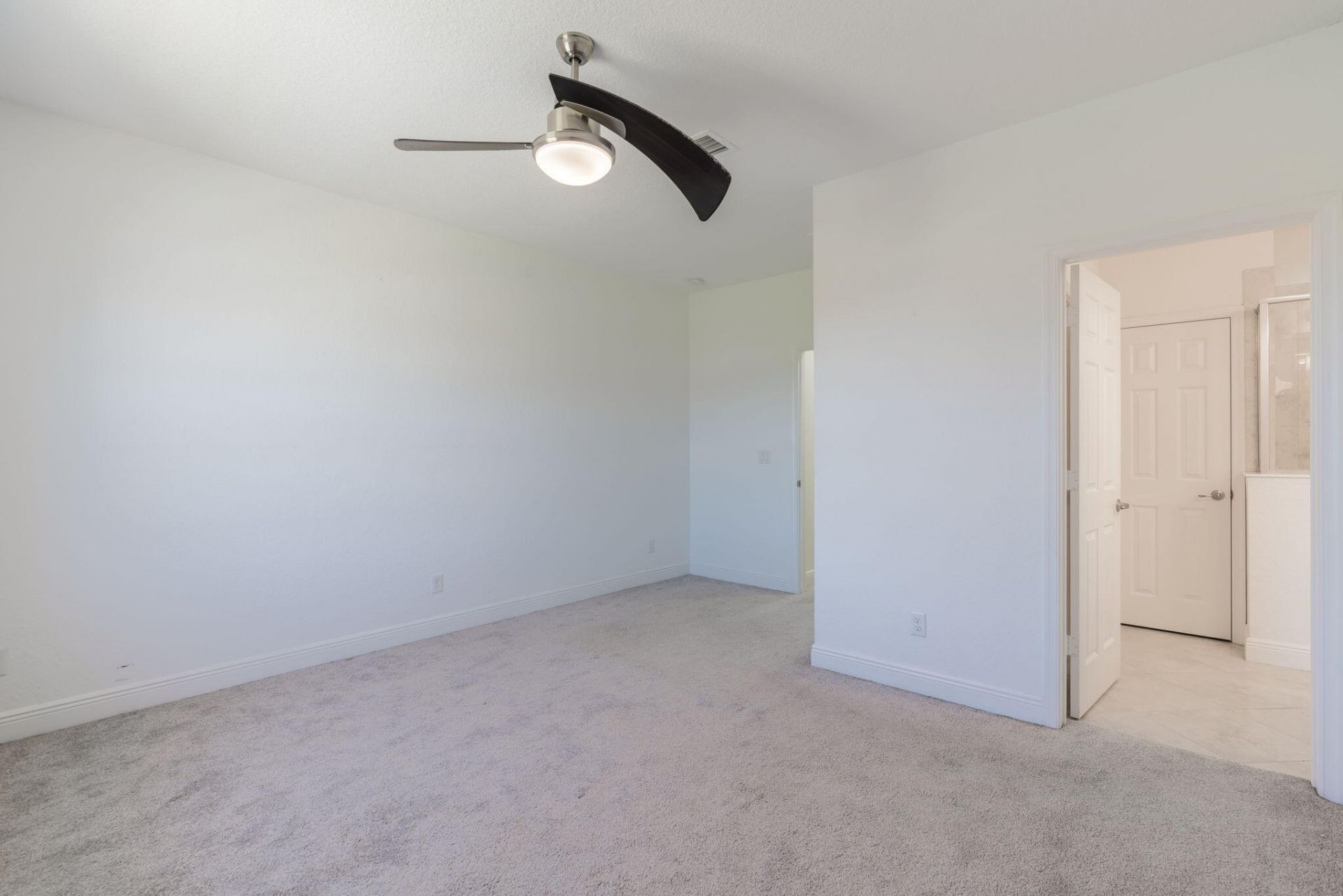 696 NE Waters Edge Lane, Port Saint Lucie, FL 34983 Photo