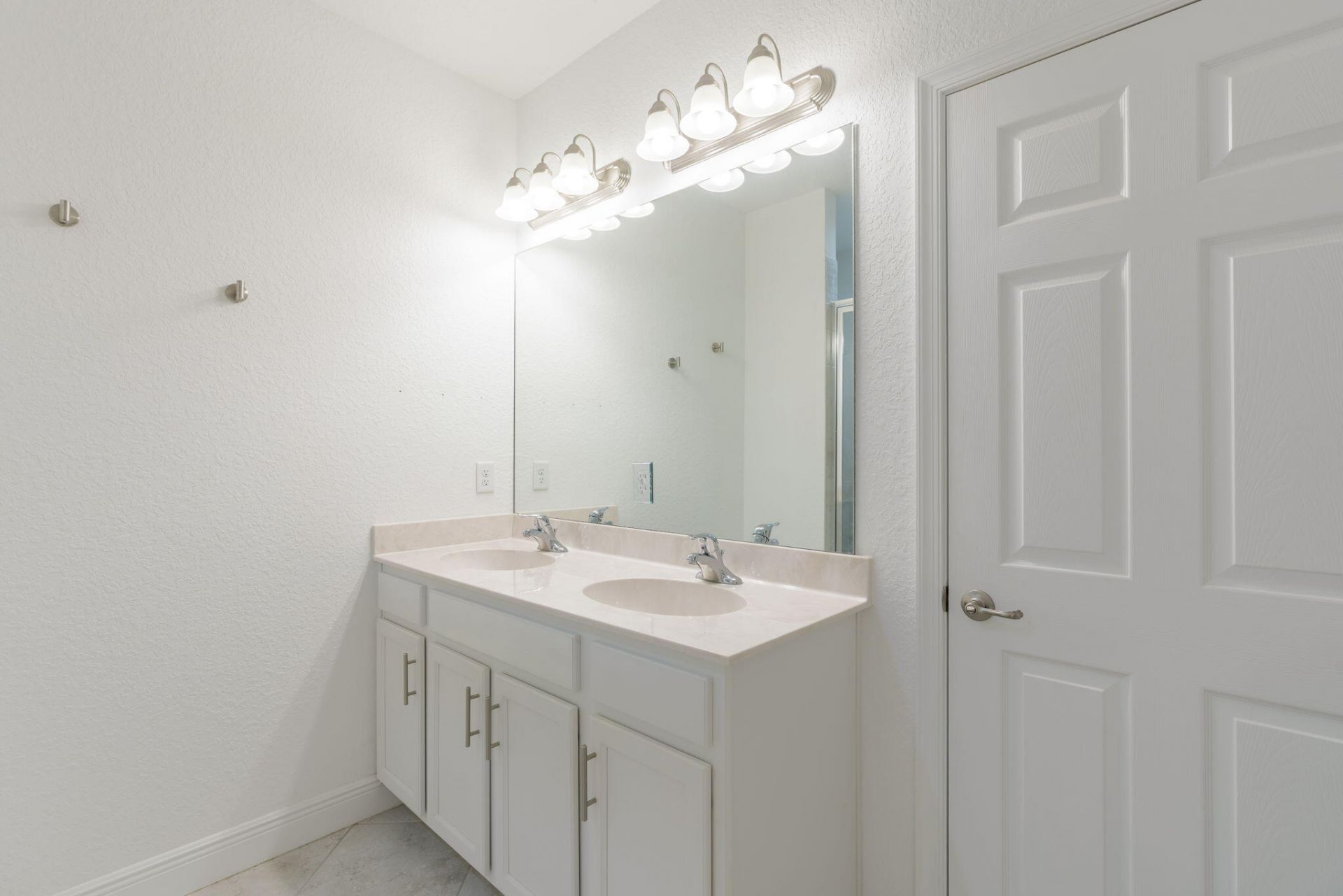 696 NE Waters Edge Lane, Port Saint Lucie, FL 34983 Photo