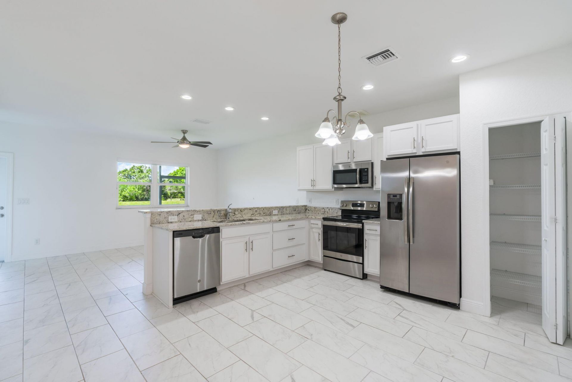 696 NE Waters Edge Lane, Port Saint Lucie, FL 34983 Photo