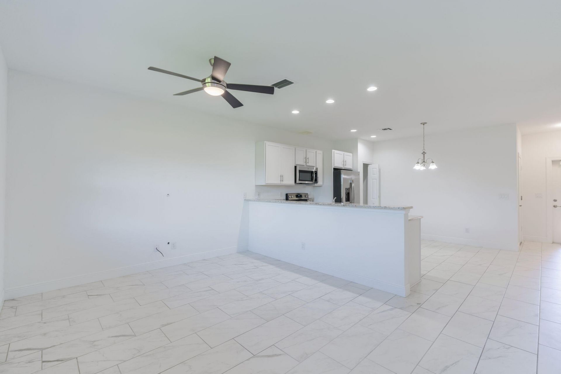 696 NE Waters Edge Lane, Port Saint Lucie, FL 34983 Photo