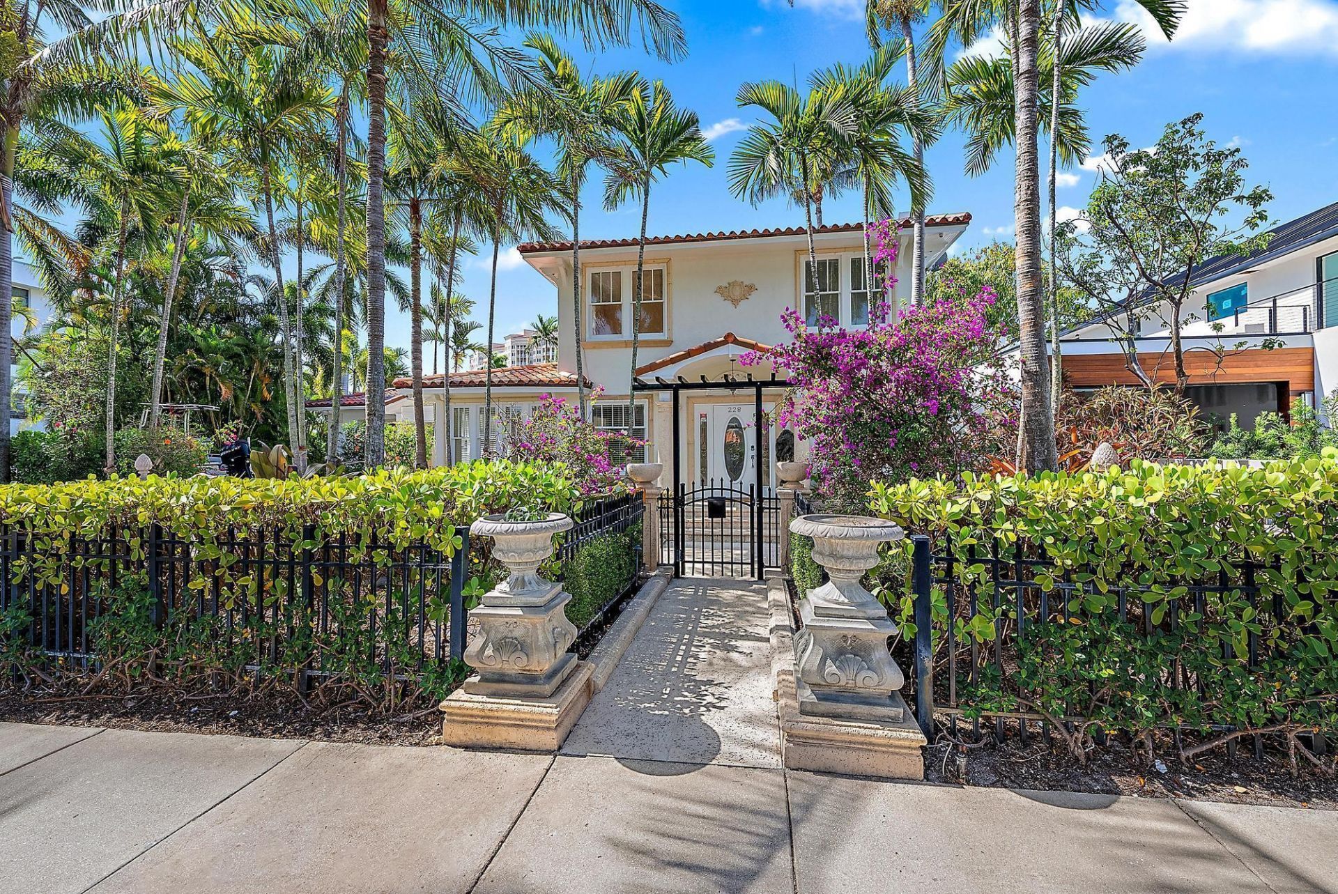 228 9th Street, West Palm Beach, FL 33401 Photo