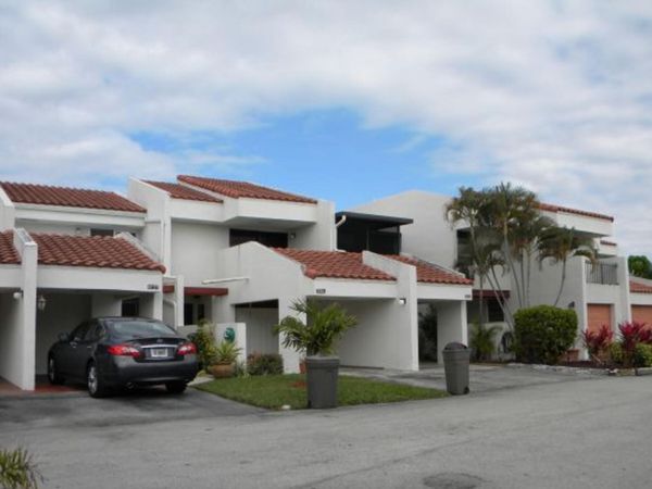 6563 Racquet Club Drive, Unit 124, Lauderhill, FL 33319