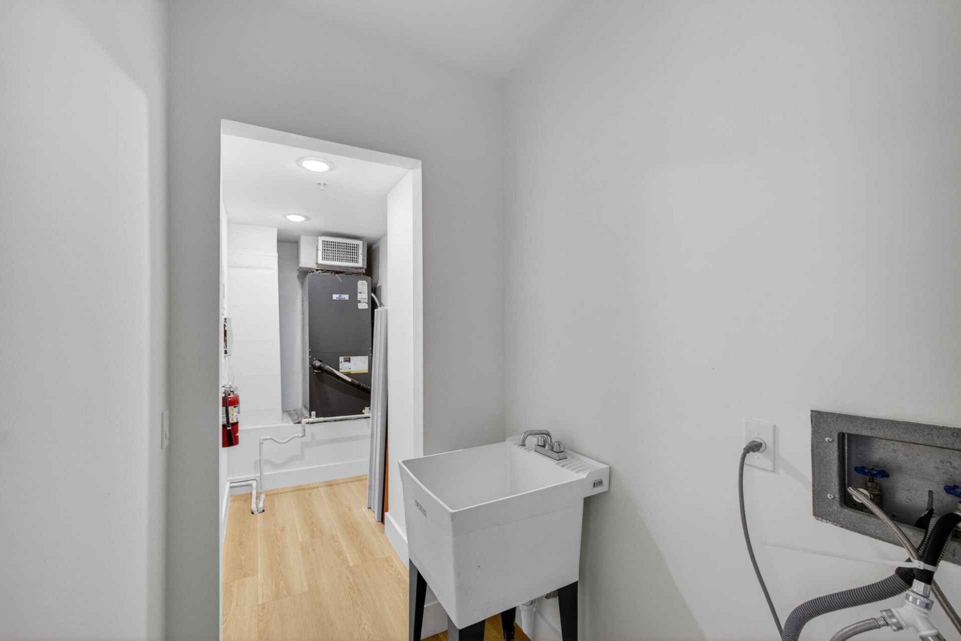 182 Lake Drive, Unit 5-301, Palm Beach Shores, FL 33404 Photo