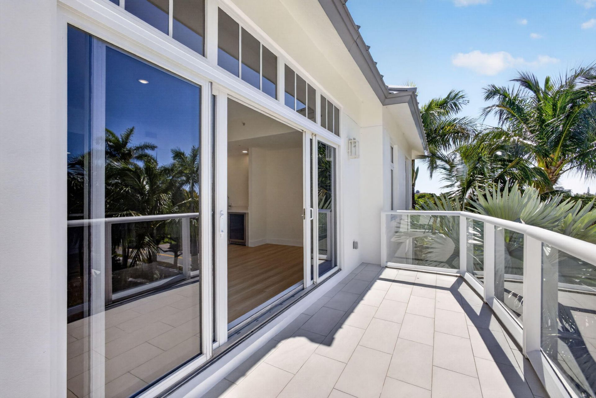 182 Lake Drive, Unit 5-301, Palm Beach Shores, FL 33404 Photo