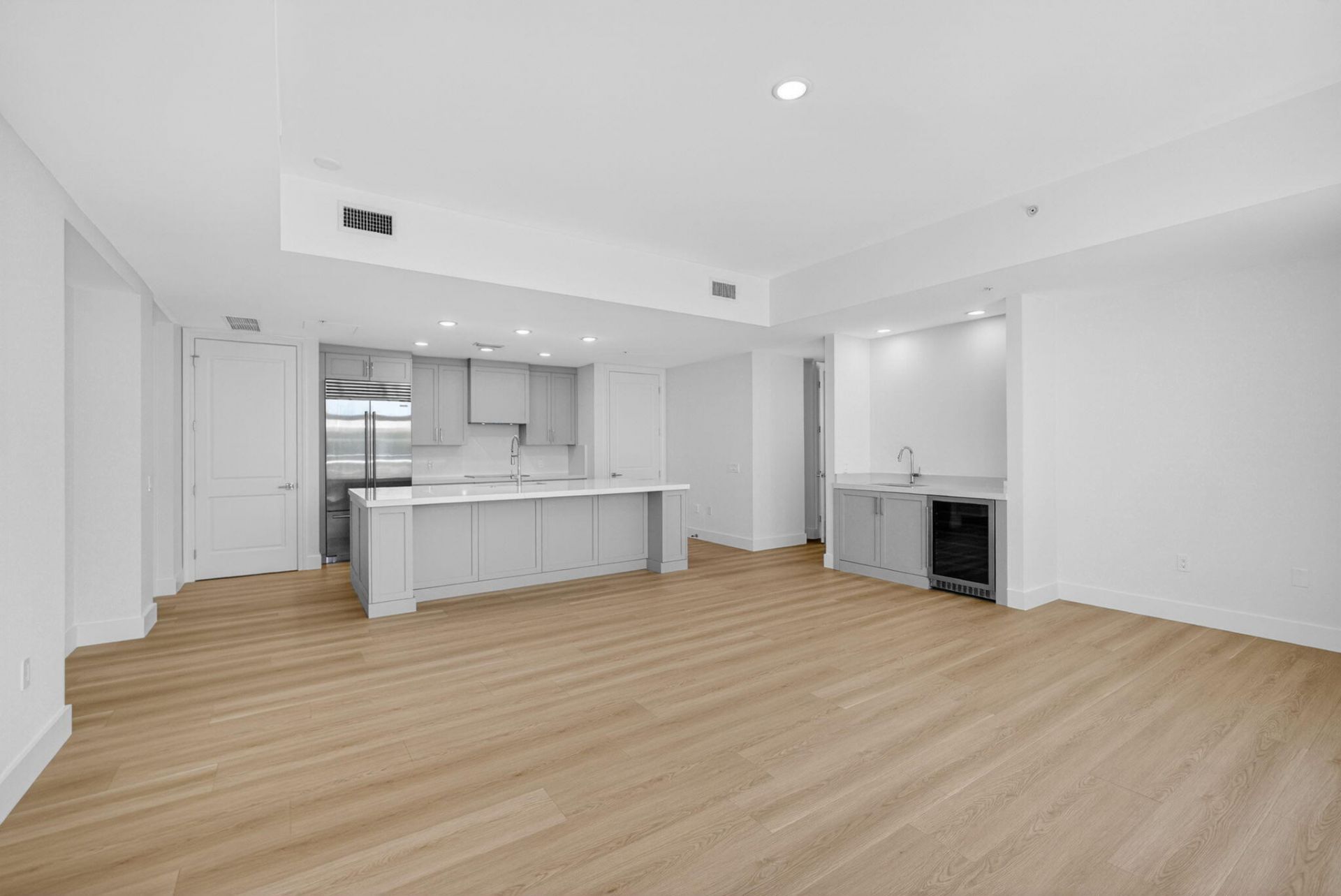 182 Lake Drive, Unit 5-301, Palm Beach Shores, FL 33404 Photo