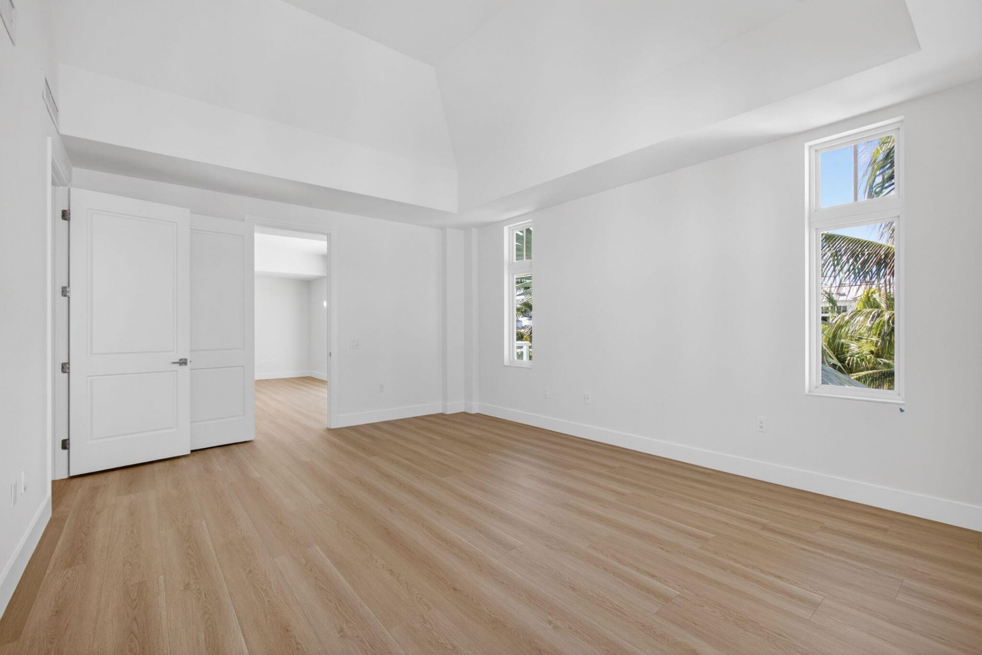 182 Lake Drive, Unit 5-301, Palm Beach Shores, FL 33404 Photo