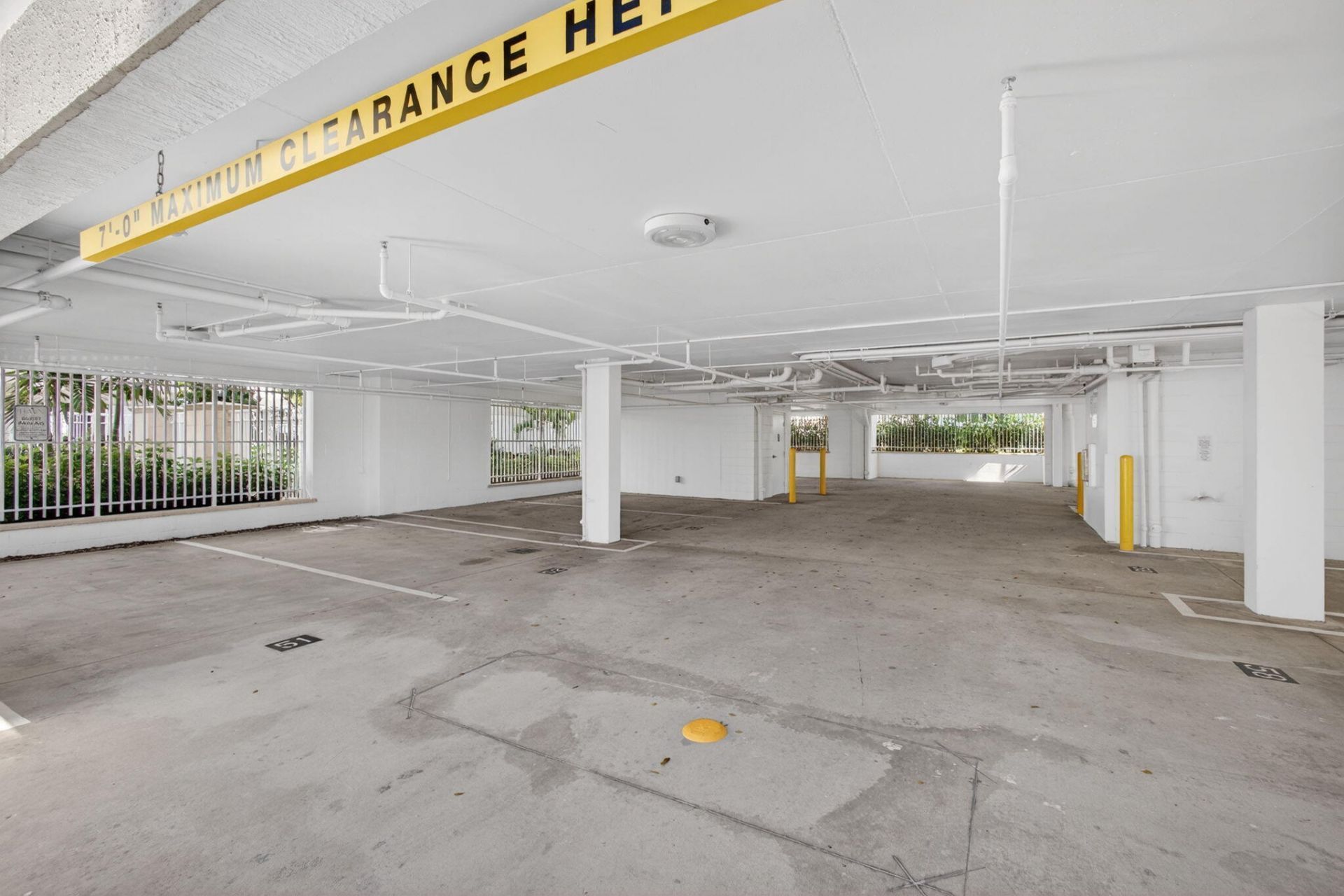 182 Lake Drive, Unit 5-301, Palm Beach Shores, FL 33404 Photo