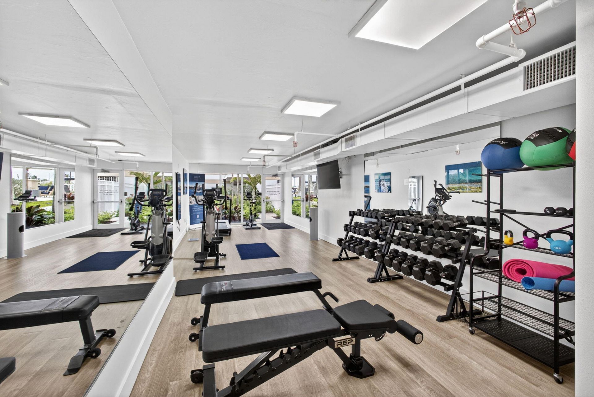 182 Lake Drive, Unit 5-301, Palm Beach Shores, FL 33404 Photo