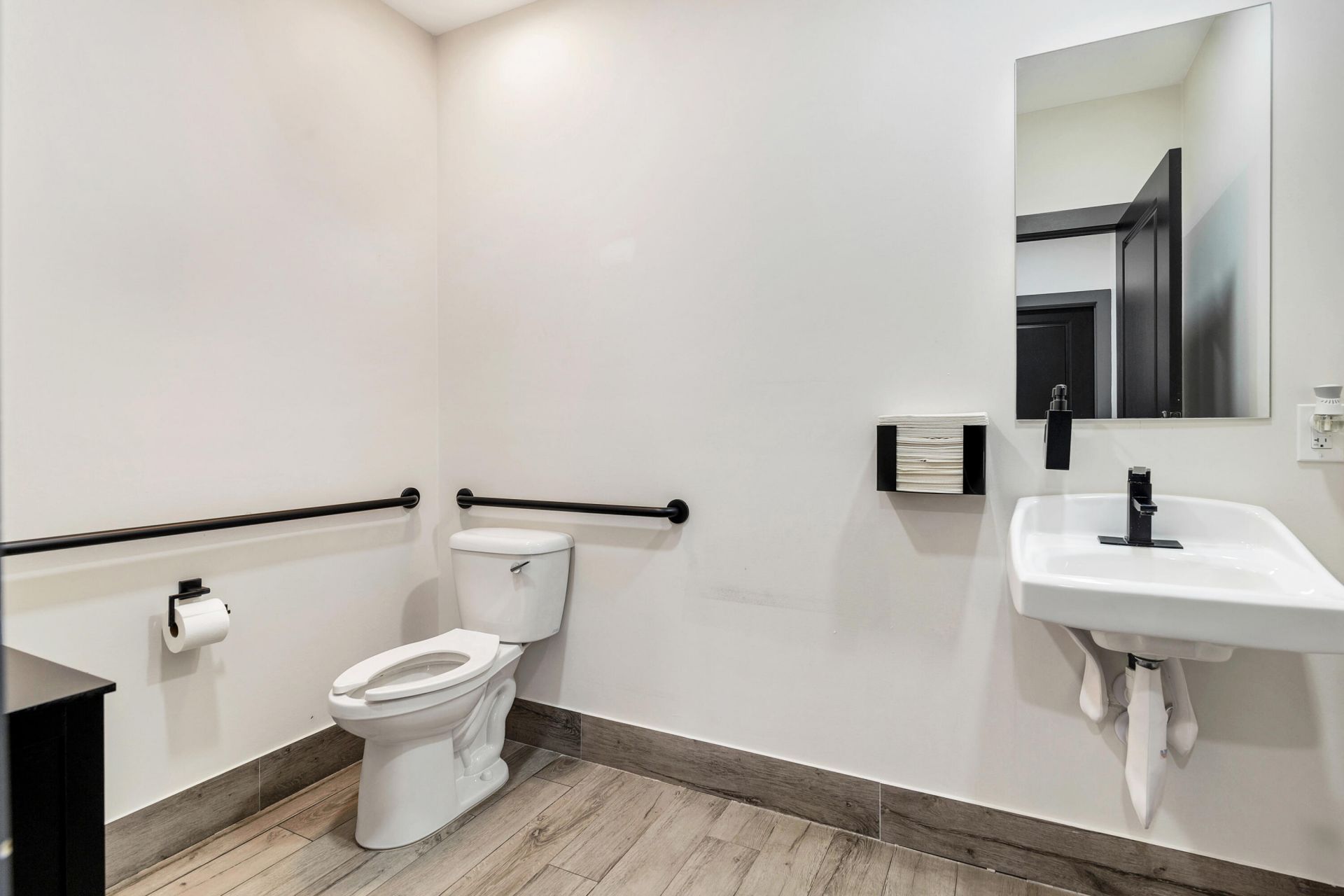 1300 Old Congress Avenue, West Palm Beach, FL 33409 Photo